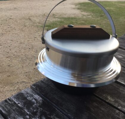 一度も使わず開封したばかりのユニフレームのキャンプ羽釜