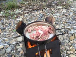 豚小間切れ炒め