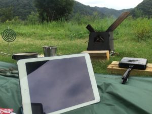 キャンプのお昼のひと時