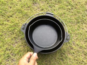 ロッジスキレットと比較