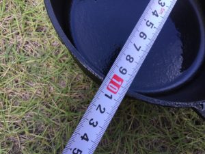 ニトリダッチオーブンの厚み