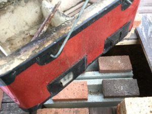 七輪の下のシステム