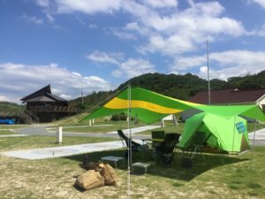 重装備キャンプ