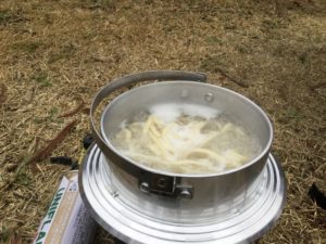 羽釜でうどん