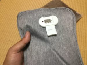 充電式湯たんぽ充電口