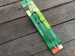 Daisoのトングハンガー