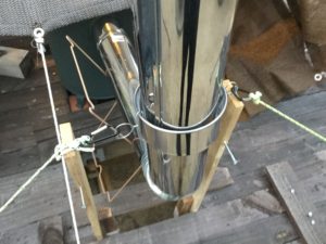 煙突固定の治具