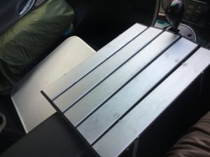 アルミロールテーブルを置いてみる