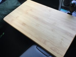 バンブーテーブルを置いてみる