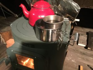 薪ストーブで火が着いて一番にする事