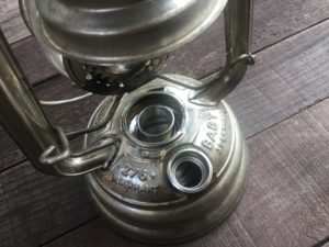 ハリケーンランタンのタンクを乾かす