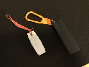 シリコンの入れ物に入れる