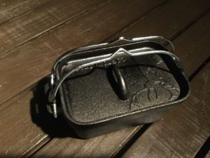 キャプテンスタッグの角型ダッチオーブンミニ