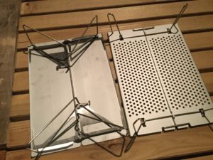 テーブルの裏面