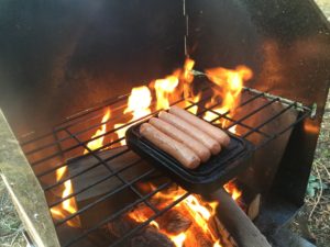 ダッチオーブンの蓋で焼く