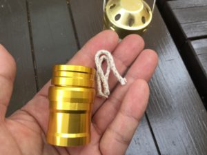 燃料ランプのボトルと芯