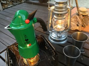 火にかけるビアレッティ