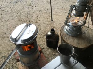 メスキットで朝食を作る