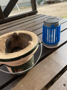 LEDランタンと七輪の大きさ比較