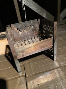 付属の炭ストッパー