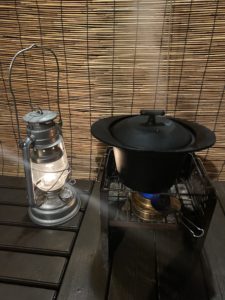 ゴトクとして使われる焚火台