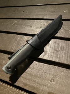 ブッシュクラフトナイフ