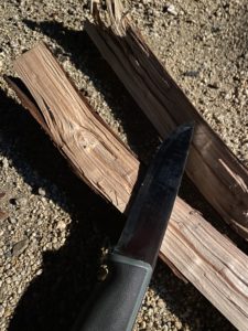 ブッシュクラフトナイフ