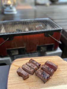 モモ肉のステーキ