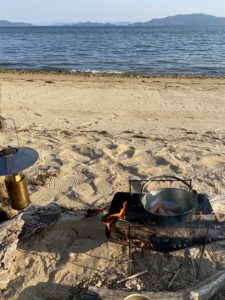 ウィンナーを焼く