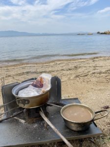 冷食のハンバーグを温める