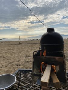 焚火で湯沸かし