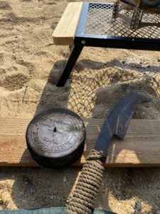 チャークロスの缶