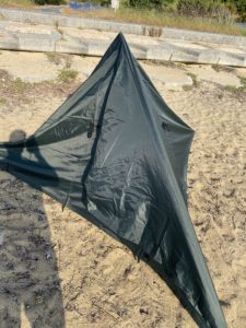 ピラミッド張り