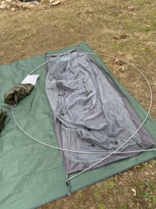 バンドックソロドームの設営風景