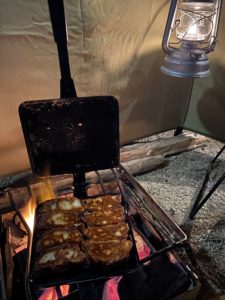 信栄食品　ぎょうざのみせ　さくら