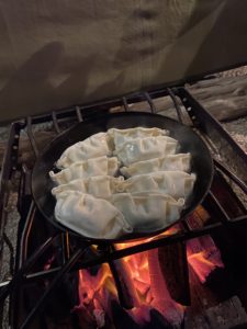 信栄食品　ぎょうざのみせ　さくら