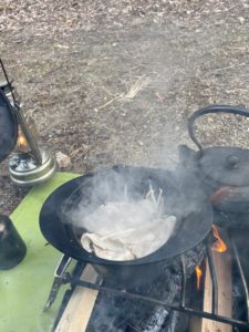 南部の鉄鍋で豚蒸し