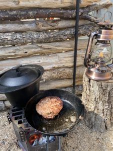 煮込みハンバーグ