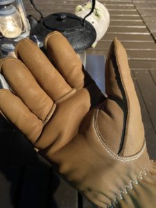 1.エルマージョイ山羊皮