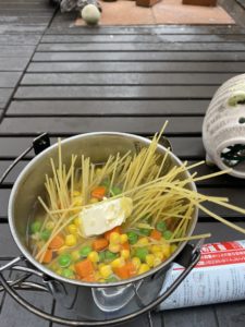 スノーピーク「ケトルNO1」で作るキーマカレーパスタ