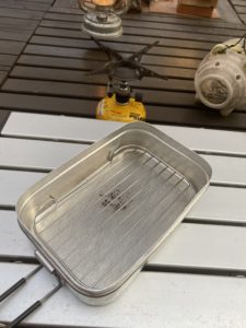 メスティンと網