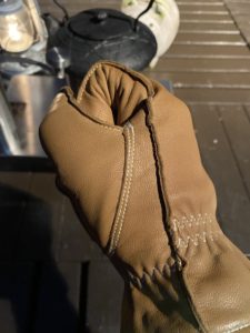 1.エルマージョイ山羊皮の手袋！