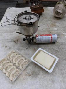 スノーピーク「ケトルＮＯ1」で作るスタミナ湯豆腐