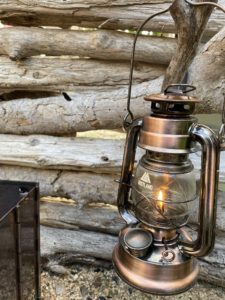 VASTLANDのオイルランタン