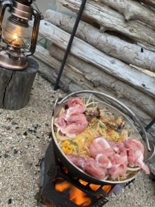 スンドゥブに豚肉を入れる