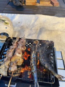 イワシを焼く