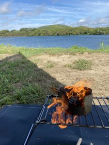 キャンティーンの焚火台