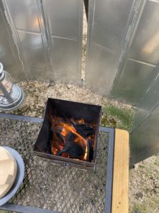 ボックスストーブに火が熾る