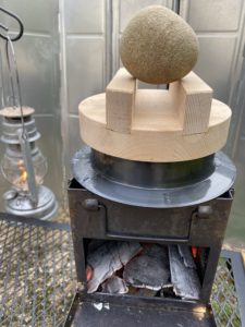 カマドでお米を炊く