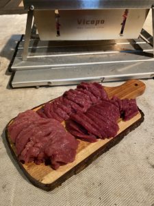 九州料理屋もんもんの馬刺し